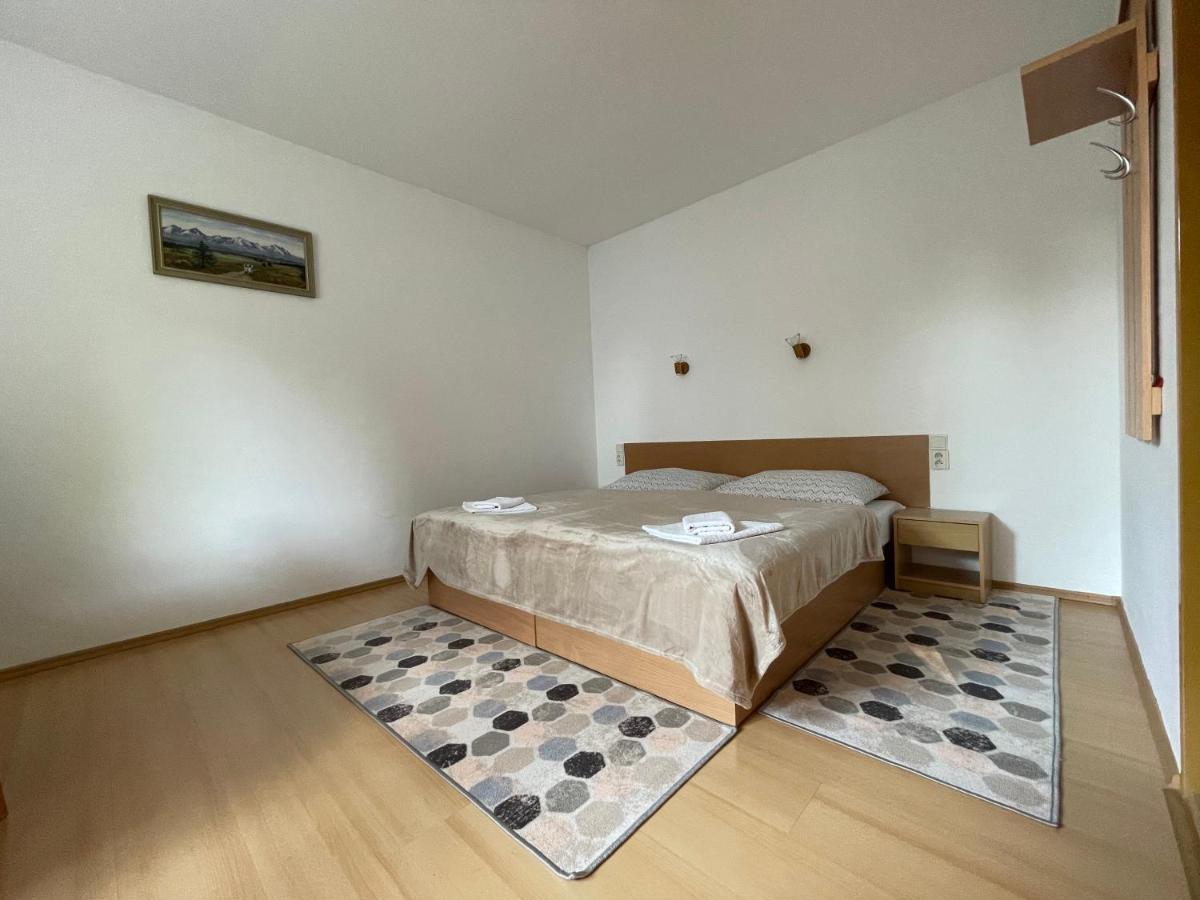 Privat Hotos Apartment Liptovsky Mikulas Exterior photo
